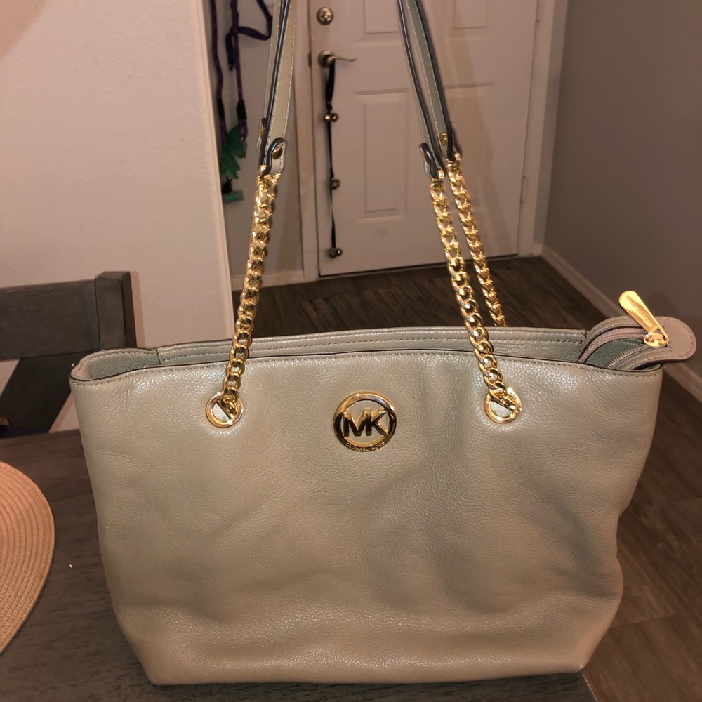 Cream Michael Kors shoulder bag